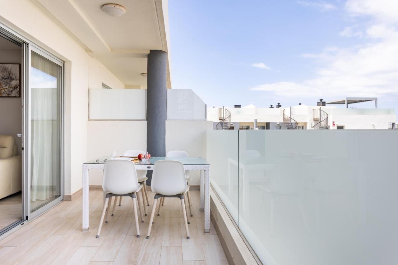 Home2Book Stylish & Relax Attic La Tejita, Pool 외부 사진