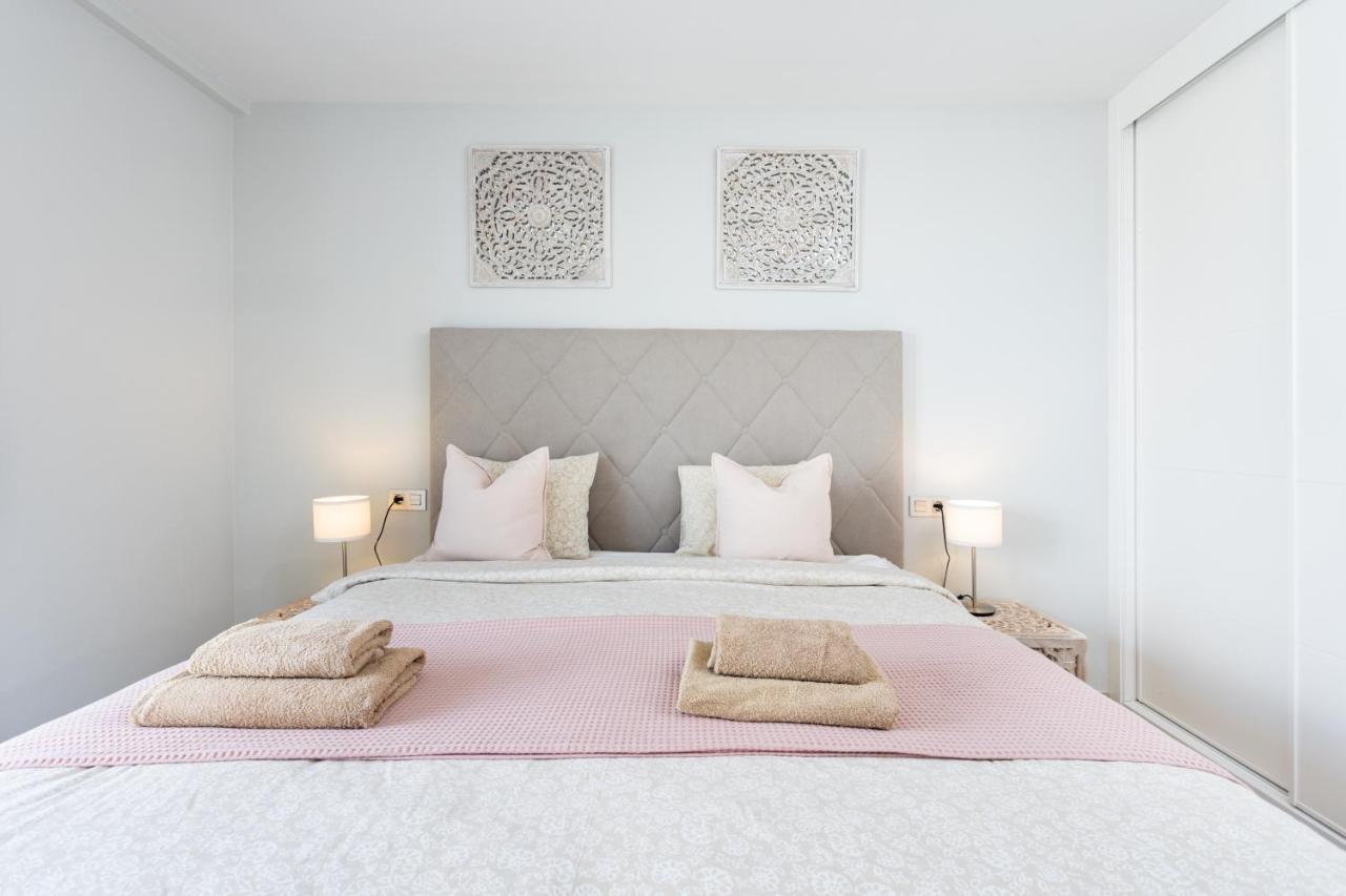 Home2Book Stylish & Relax Attic La Tejita, Pool 외부 사진