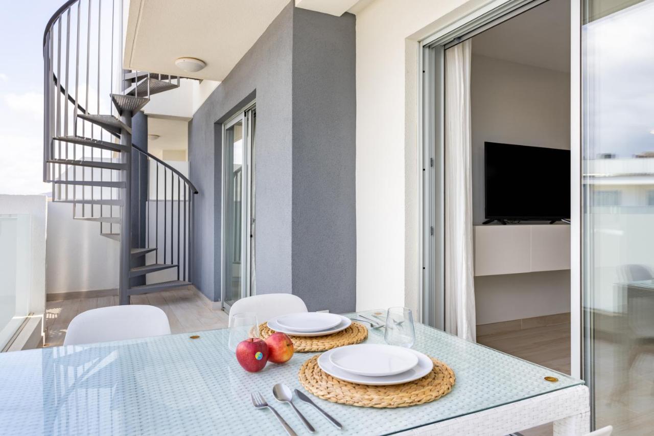 Home2Book Stylish & Relax Attic La Tejita, Pool 외부 사진